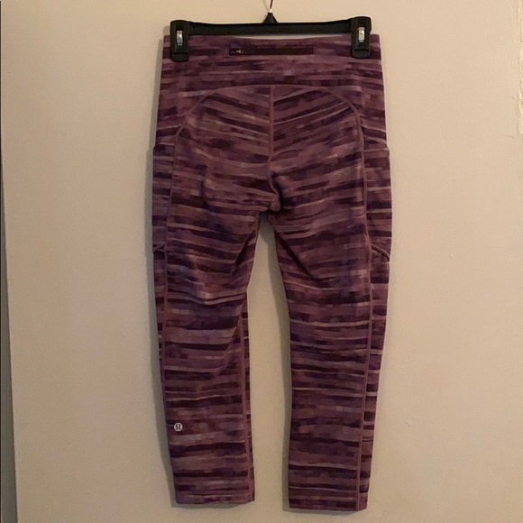 Lululemon Crops - Picture 2 of 6
